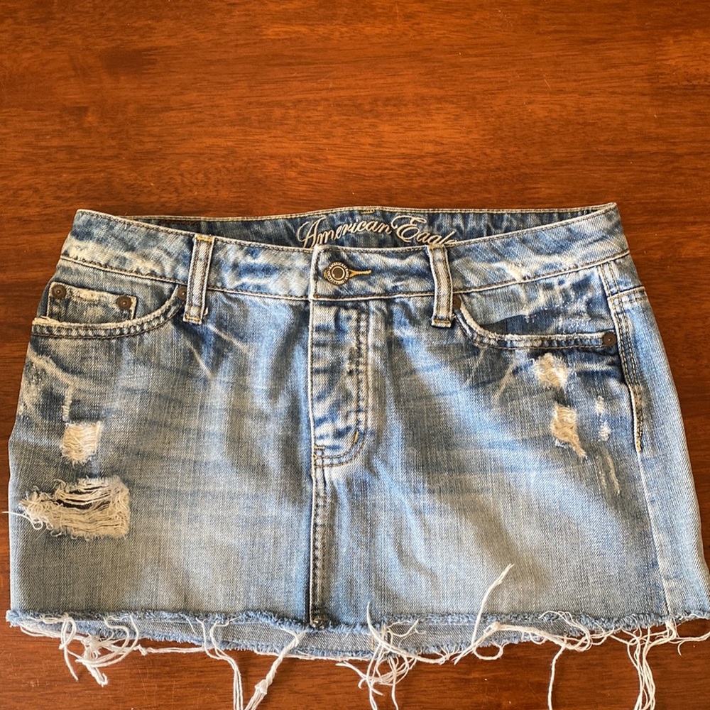 Womens size 4 Jean skirt American Eagle